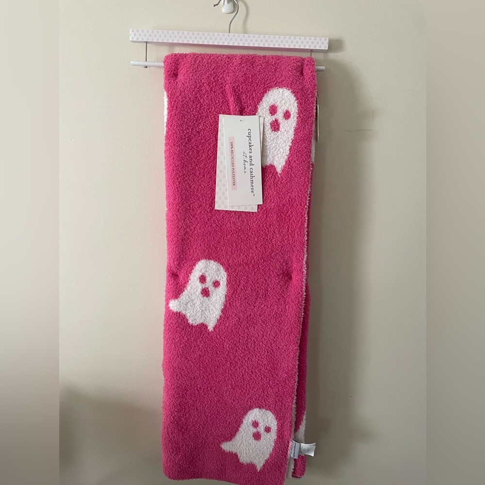 NEW Cupcakes & Cashmere PINK GHOST Throw 👻💗 viral fuzzy blanket tik tok